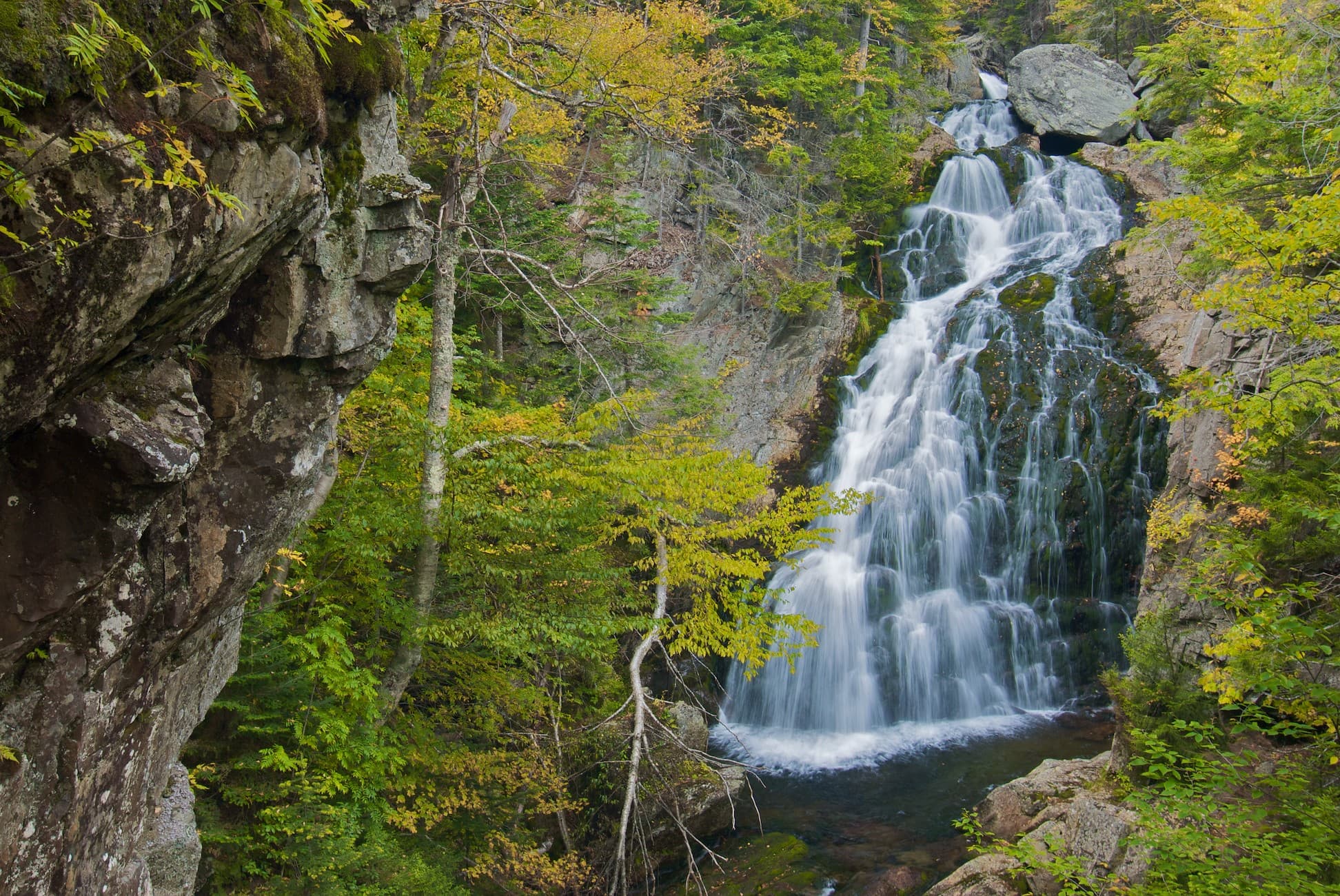Crystal Cascade scene in New Hampshire (gallery 3). User supplied image; verify rights before public publish.